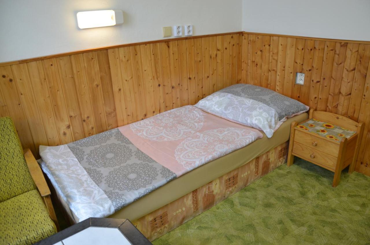 Penzion U Fouska Chodov  Extérieur photo